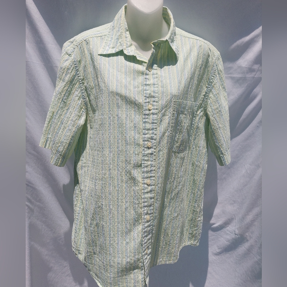 EUC Eddie Bauer Button Down Shirt, Medium, Short Sleeves